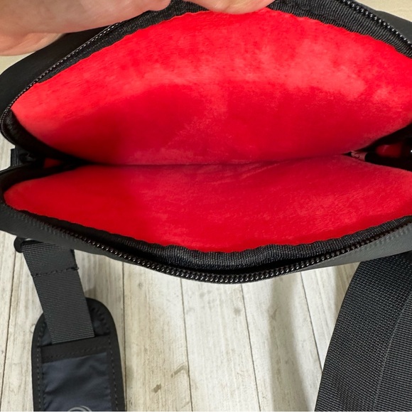 Tablet Case for iPad Air, Tablets up to 11" Cosmic Black canvas messenger bag - Picture 9 of 9